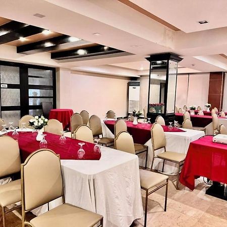 Mo2 Westown Hotel San Juan Bacolod Kültér fotó