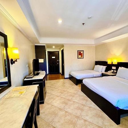 Mo2 Westown Hotel San Juan Bacolod Kültér fotó
