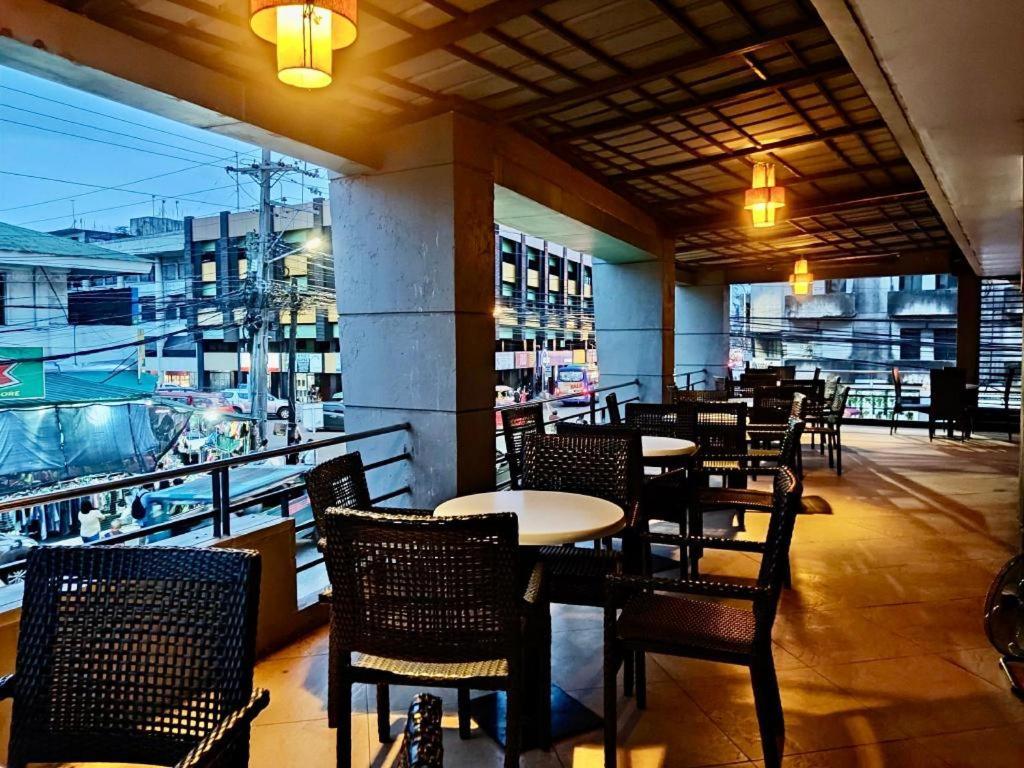 Mo2 Westown Hotel San Juan Bacolod Kültér fotó