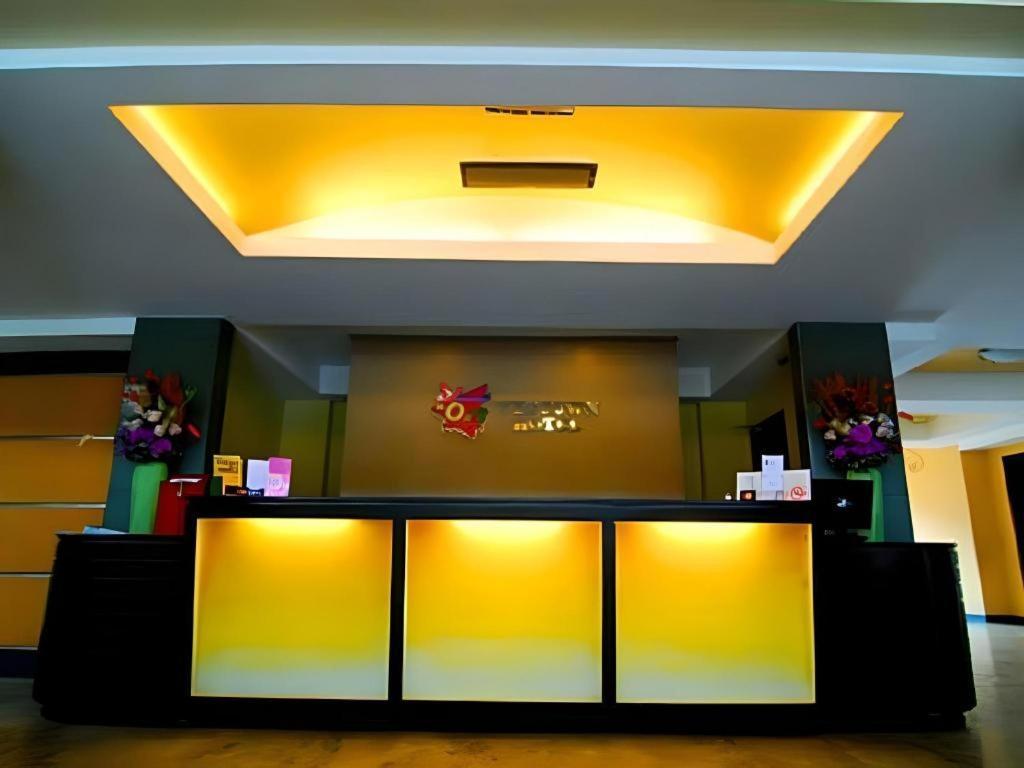 Mo2 Westown Hotel San Juan Bacolod Kültér fotó