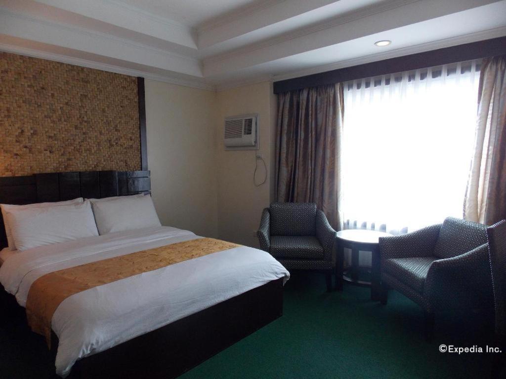 Mo2 Westown Hotel San Juan Bacolod Kültér fotó