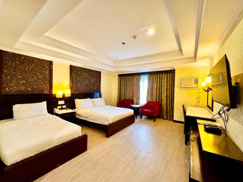 Mo2 Westown Hotel San Juan Bacolod Kültér fotó